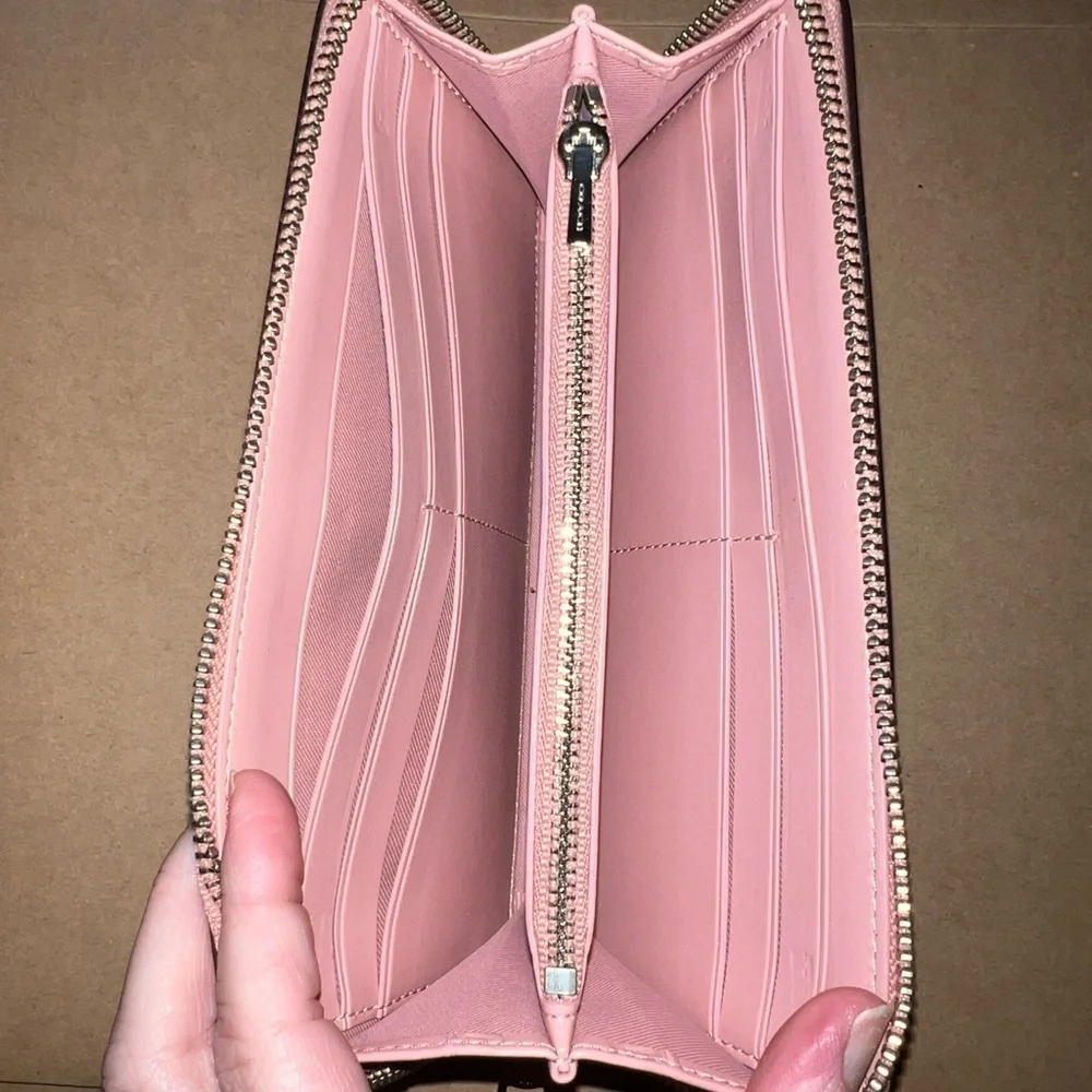 COACH Wallet in Pink Smooth Calf Leather w Silver Hardware AUTHENTIC